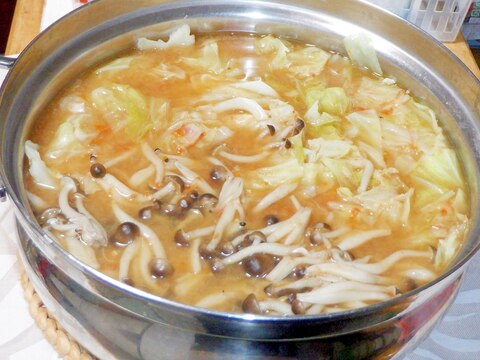 野菜が主役♥鱈のあらでトマト鍋